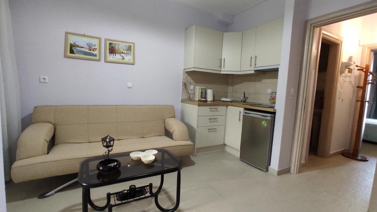 Asterias Maisonette & Apartments Karianí Kültér fotó